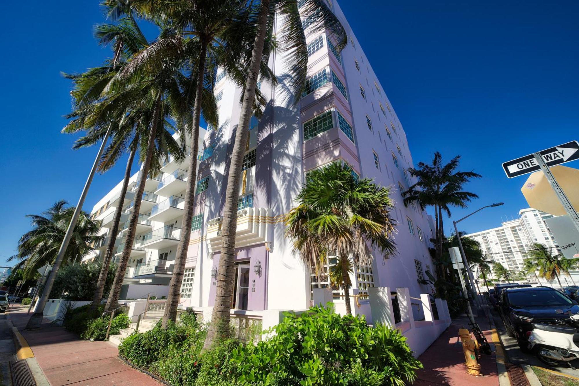 Ocean Spray Hotel Майами-Бич Экстерьер фото